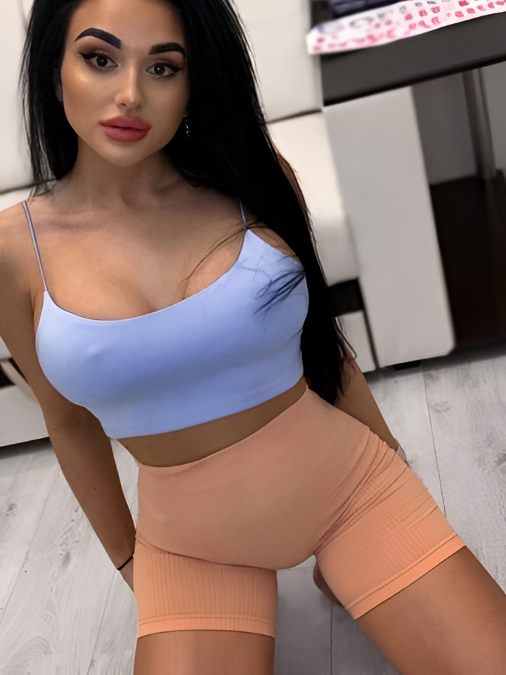 Индивидуалка Лилия, доступна для личного знакомства от 10000 руб