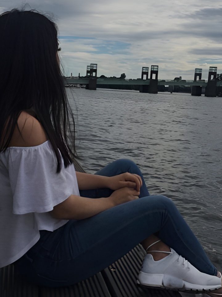 Марта привлекательная девушка из Сочи цена от 1500 руб