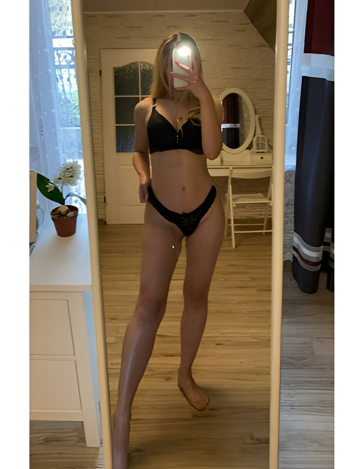 Таня привлекательная девушка из Сочи цена от 10000 руб