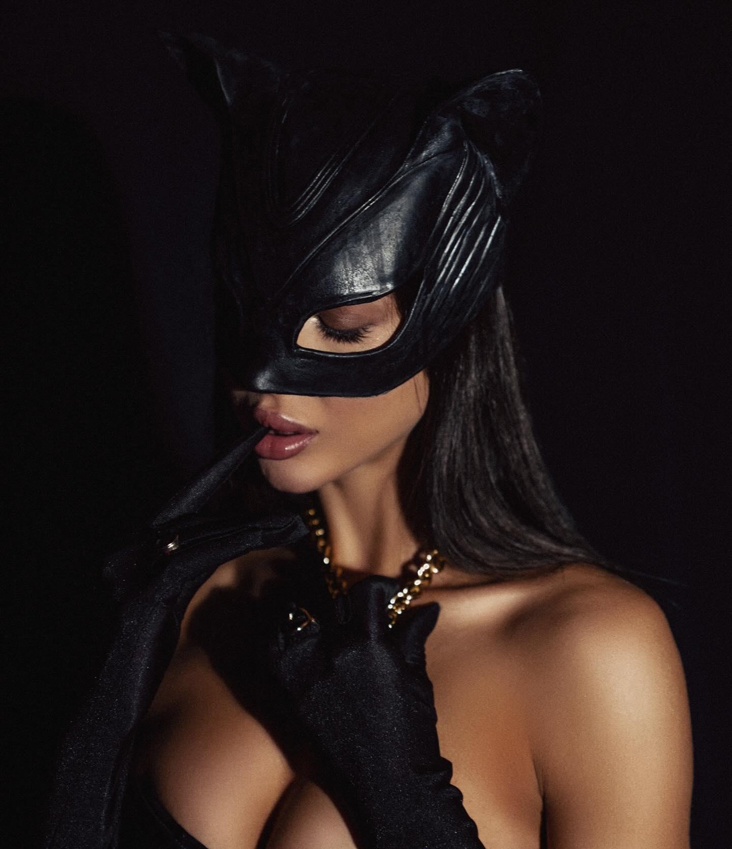 Лада привлекательная девушка из Сочи цена от 10000 руб